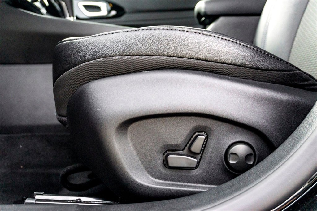 New 2026 Jeep Compass Latitude image 8