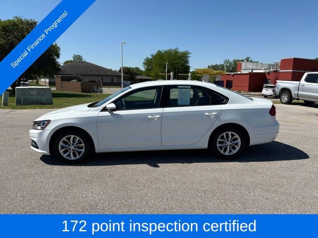 Used 2018 Volkswagen Passat 2.0T S w/ Driver Assistance Package FWD image 3