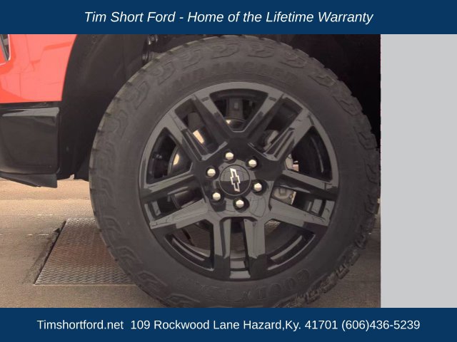 Used 2024 Chevrolet Silverado 1500 Custom Trail Boss AWD/4WD image 6