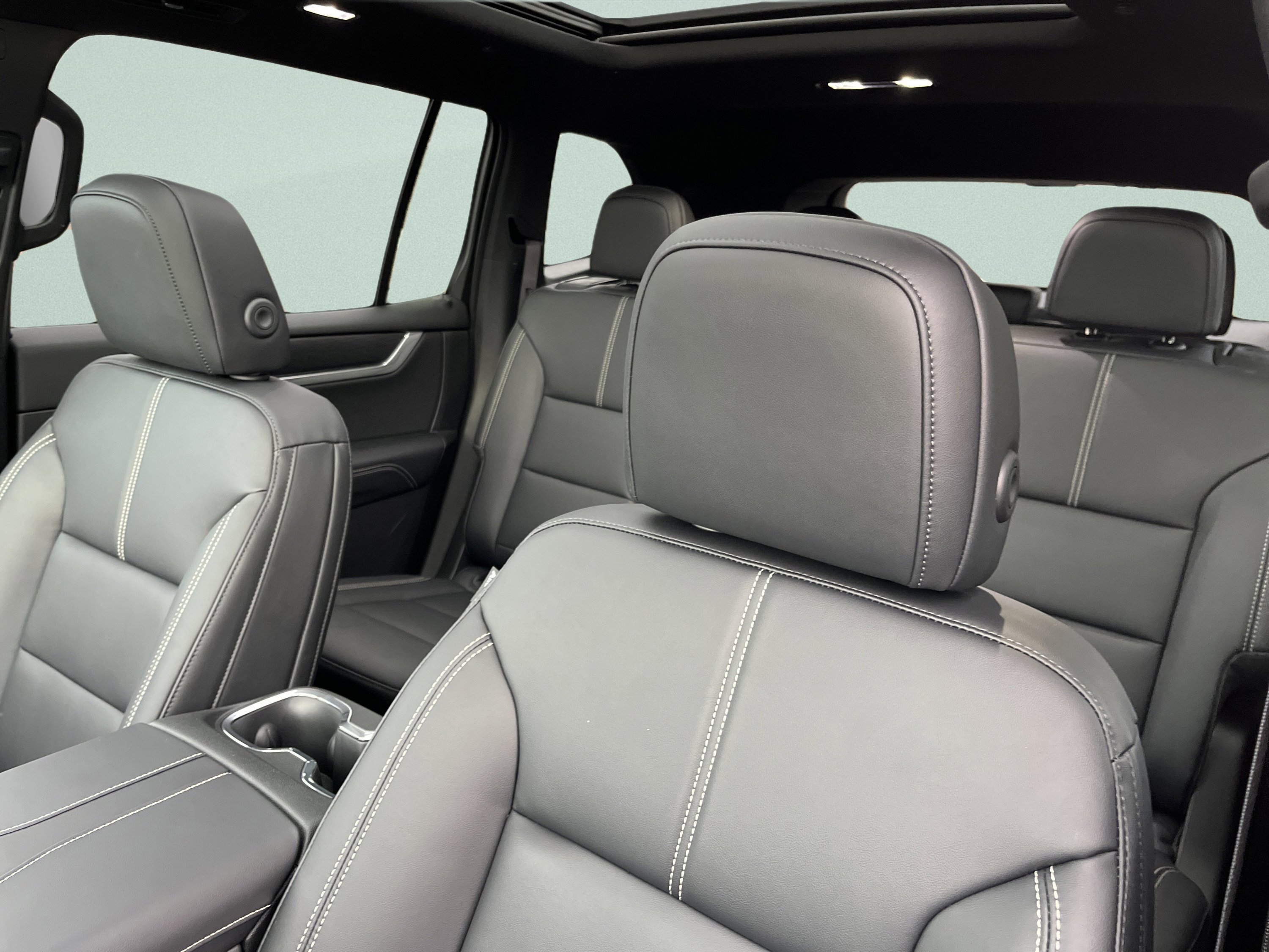 New 2026 GMC Acadia Elevation w/ Elevation Premium Package image 35