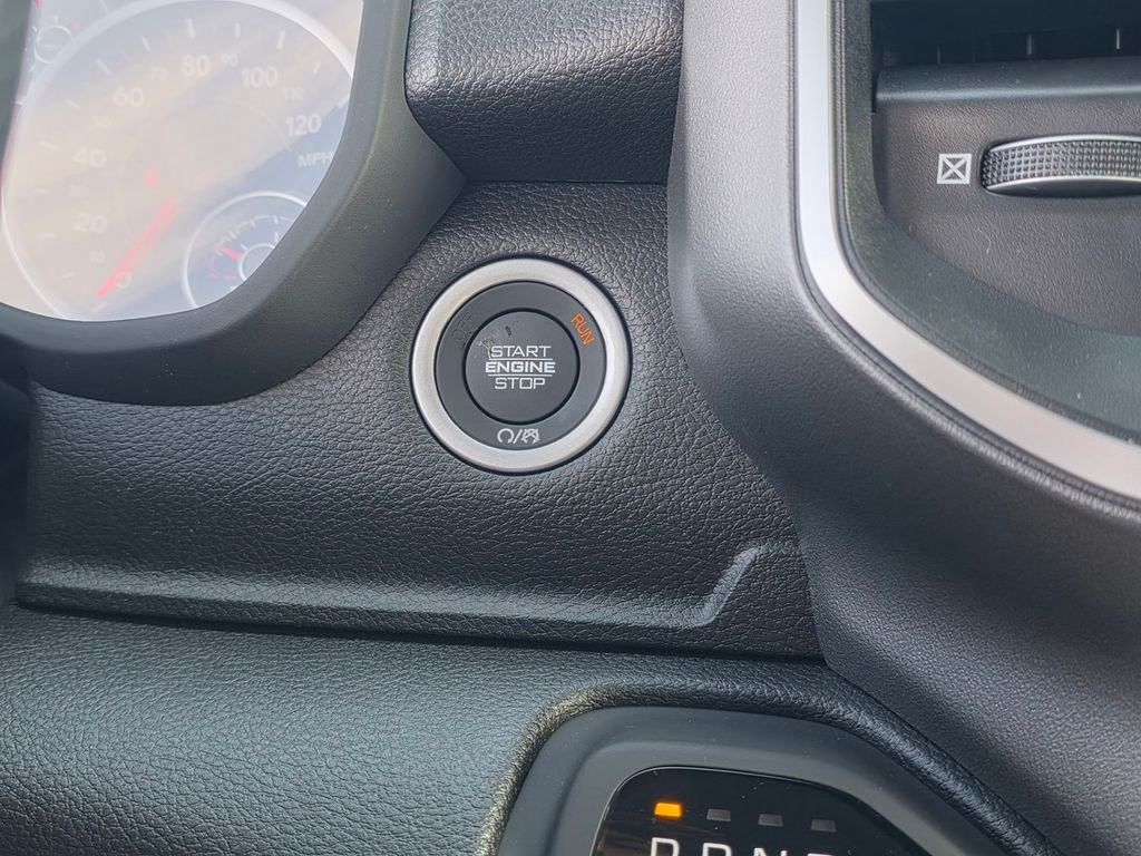New 2026 RAM 1500 Big Horn w/ Night Edition AWD/4WD image 19