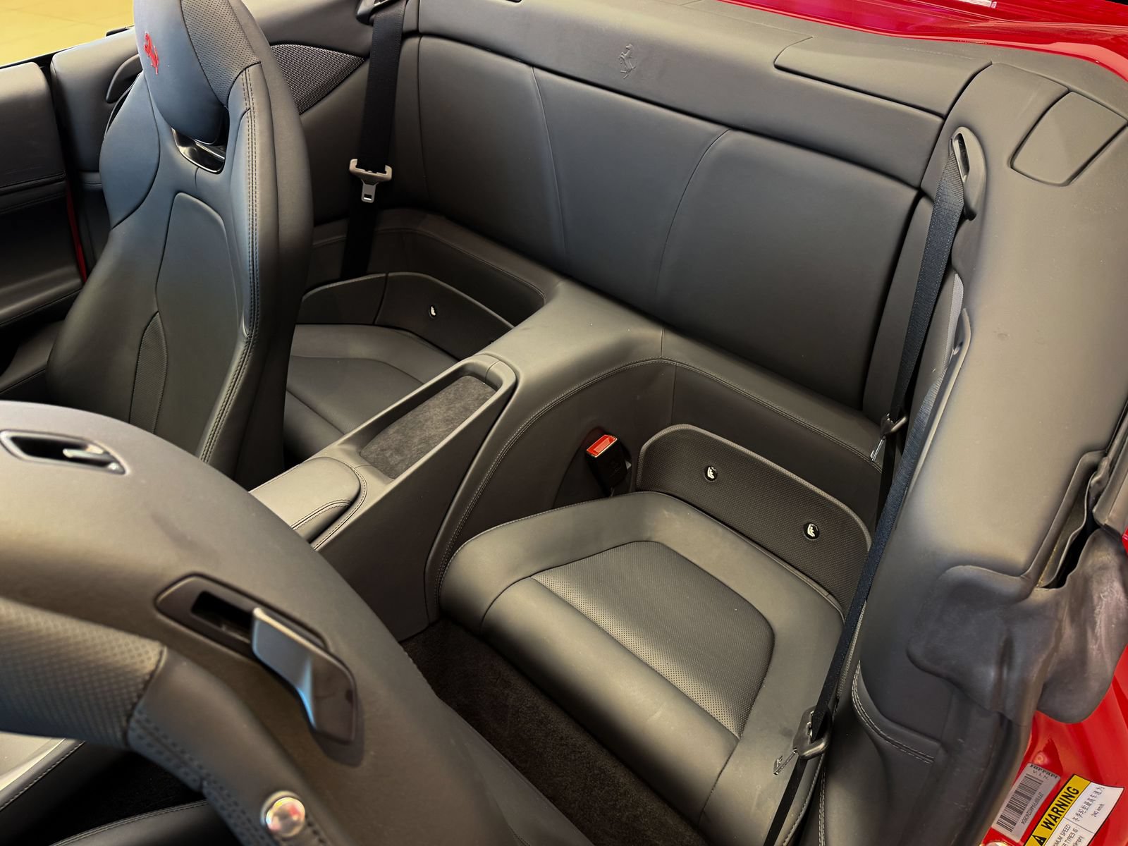 Used 2019 Ferrari Portofino RWD image 11
