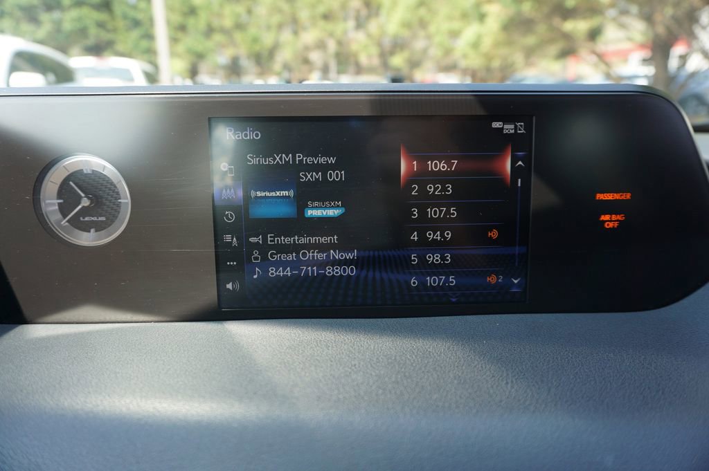 Used 2019 Lexus UX 200 F Sport w/ F Sport Premium Package image 10