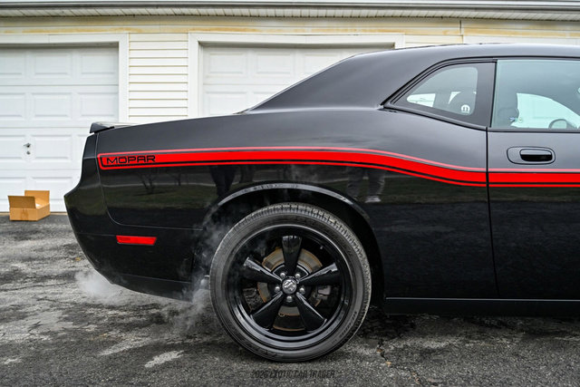 Used 2010 Dodge Challenger R/T w/ Mopar 10 Pkg image 10