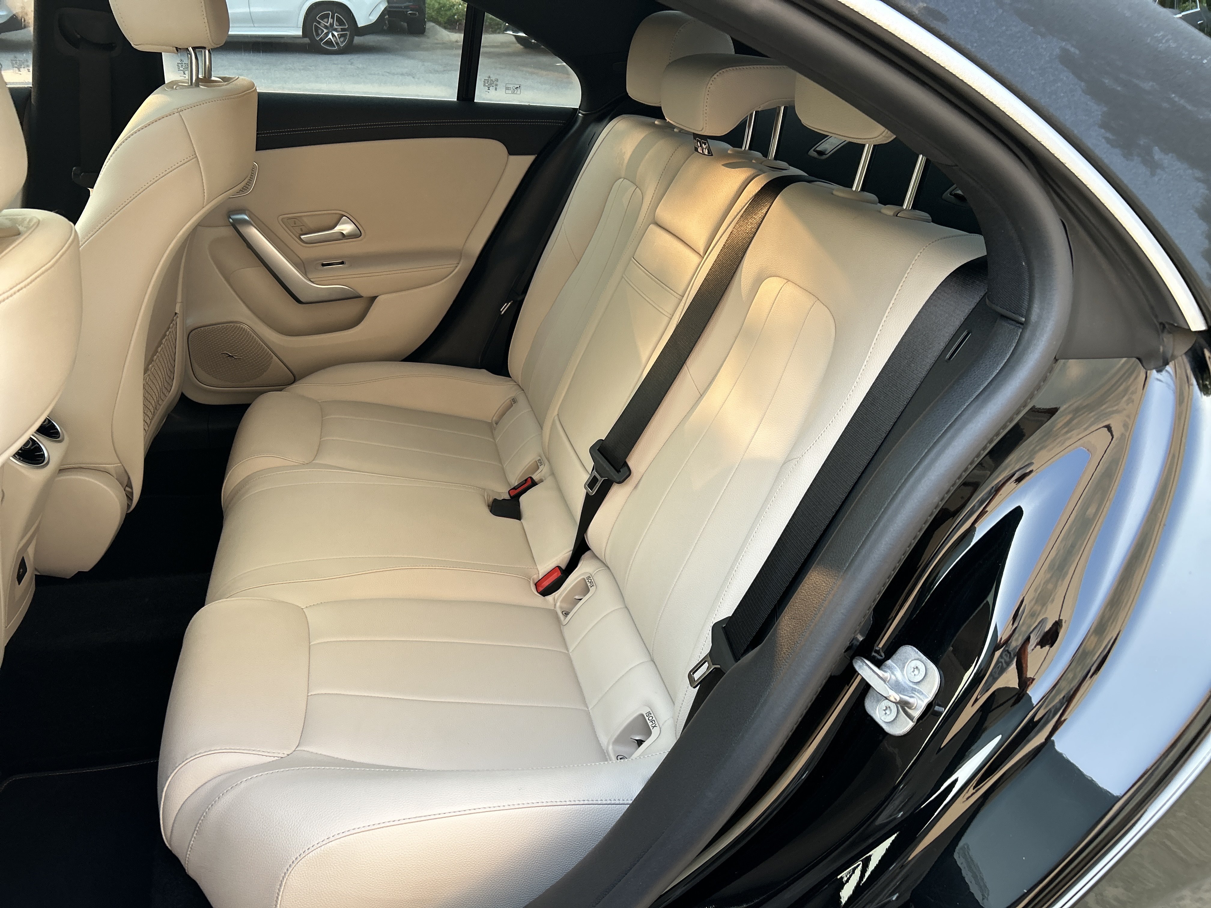 Certified 2024 Mercedes-Benz CLA 250 4MATIC image 39