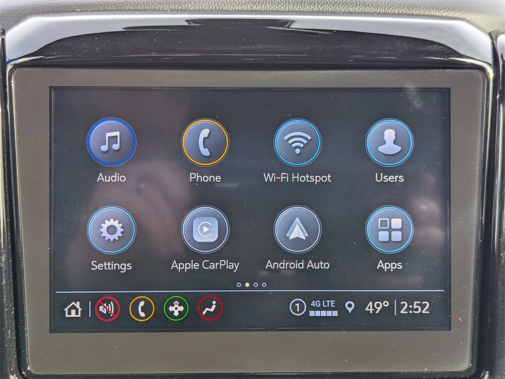 Used 2023 Chevrolet Traverse LT w/ Rear Camera Mirror Package image 21