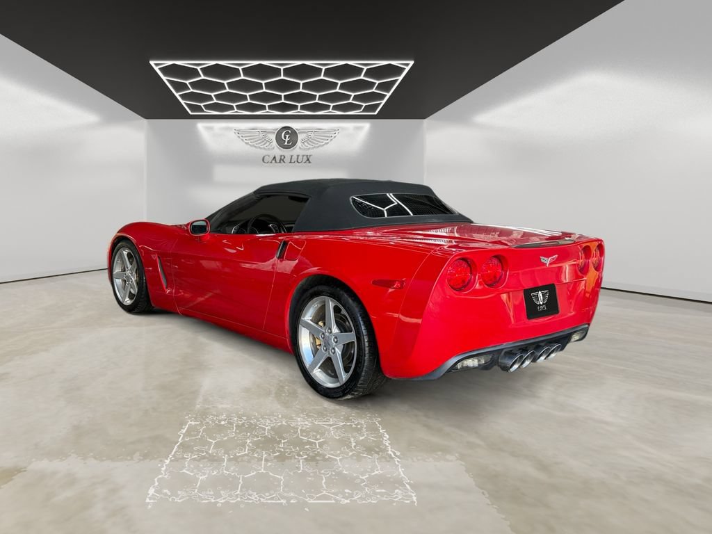 Used 2005 Chevrolet Corvette Convertible w/ Preferred Equipment Group RWD image 3