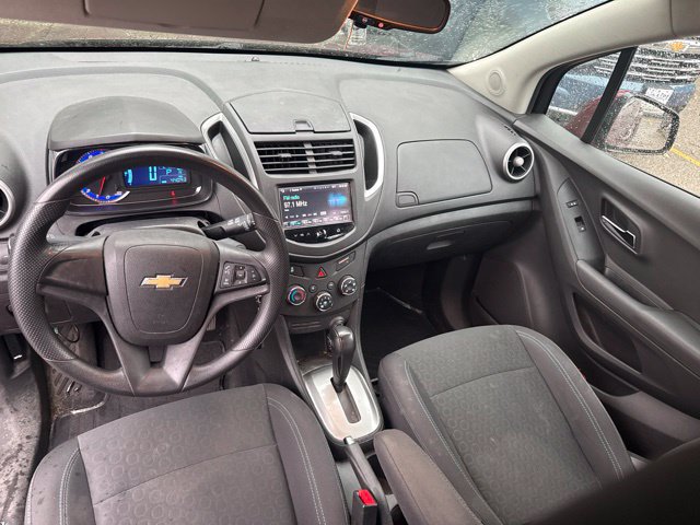 Used 2016 Chevrolet Trax LS AWD/4WD image 20