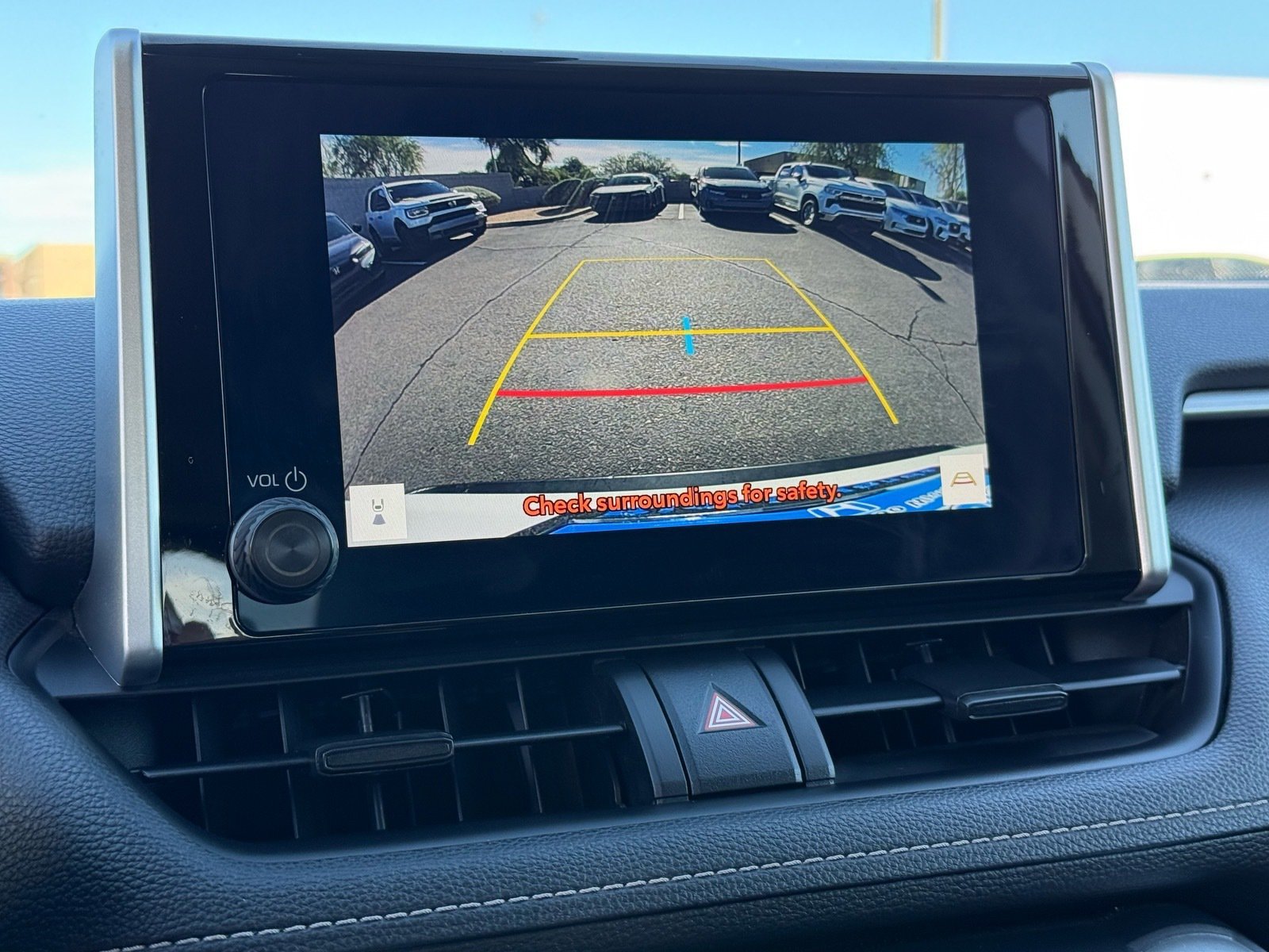 Used 2025 Toyota RAV4 LE AWD/4WD image 22