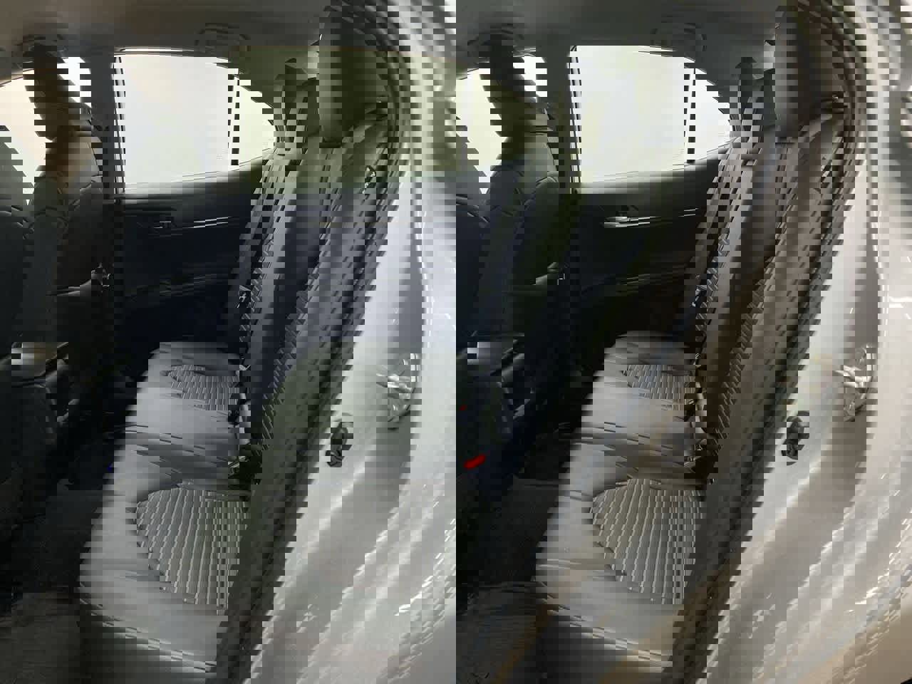 Used 2024 Toyota Camry SE image 17