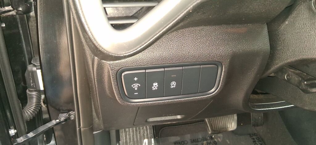 Used 2023 Kia Soul LX w/ Option Group 015 FWD image 19