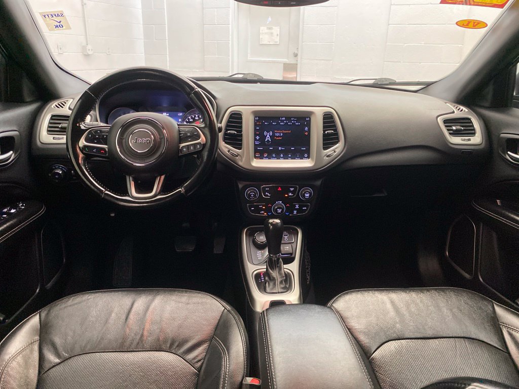 Used 2021 Jeep Compass Latitude w/ Driver Assistance Group AWD/4WD image 11