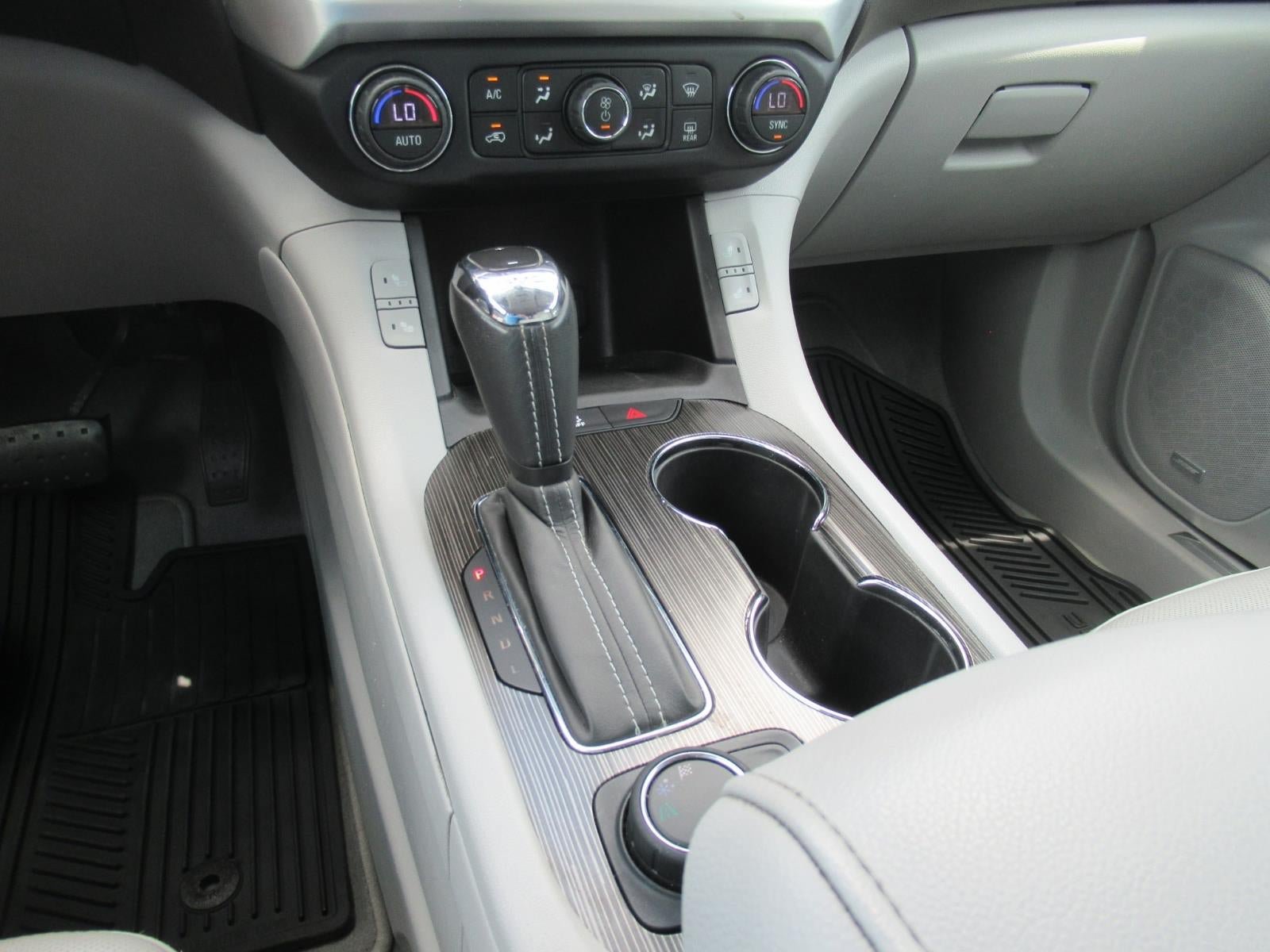 Used 2019 GMC Acadia SLT FWD image 25