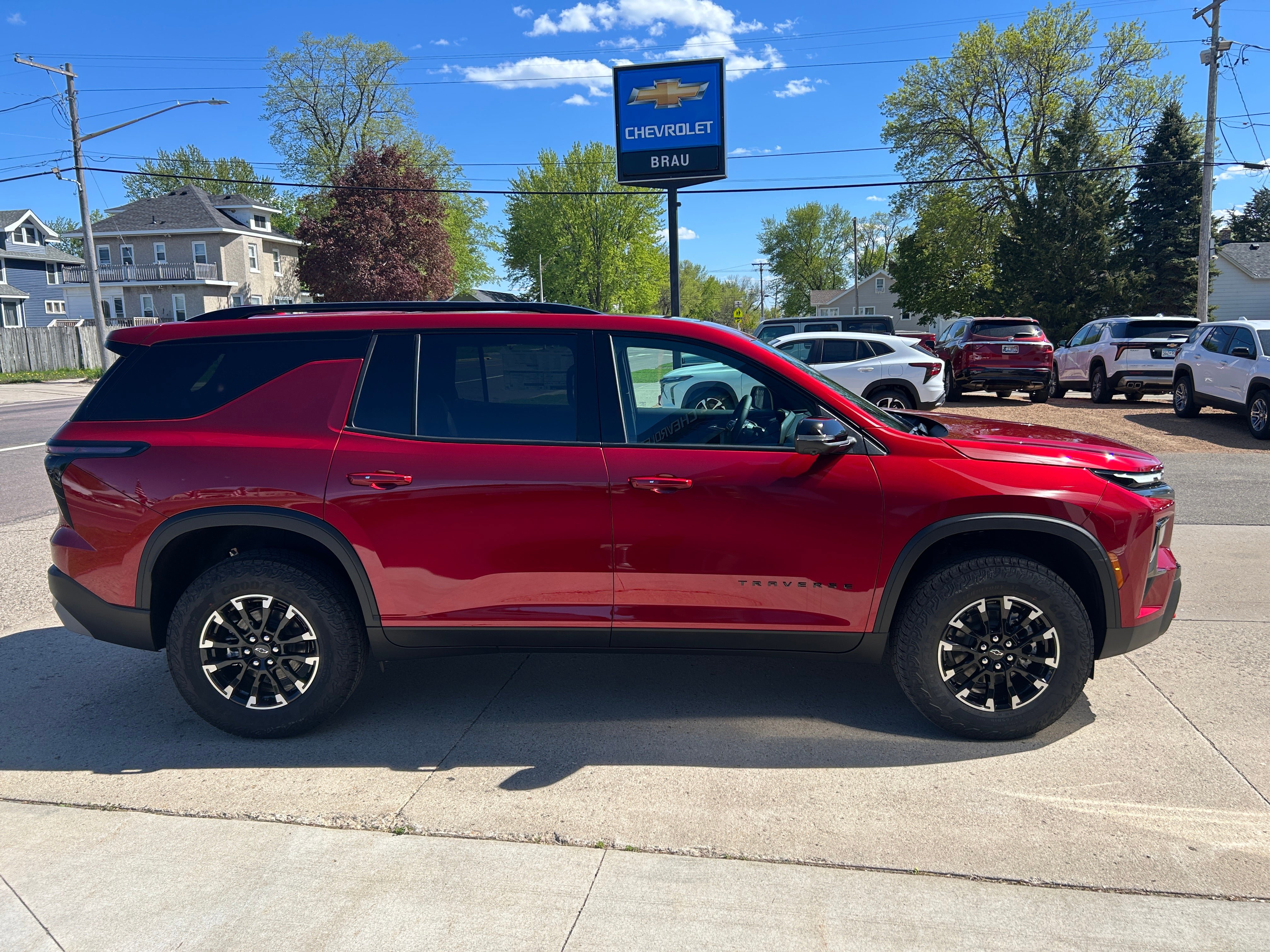 New 2026 Chevrolet Traverse Z71 w/ Driver Confidence Package AWD/4WD image 5