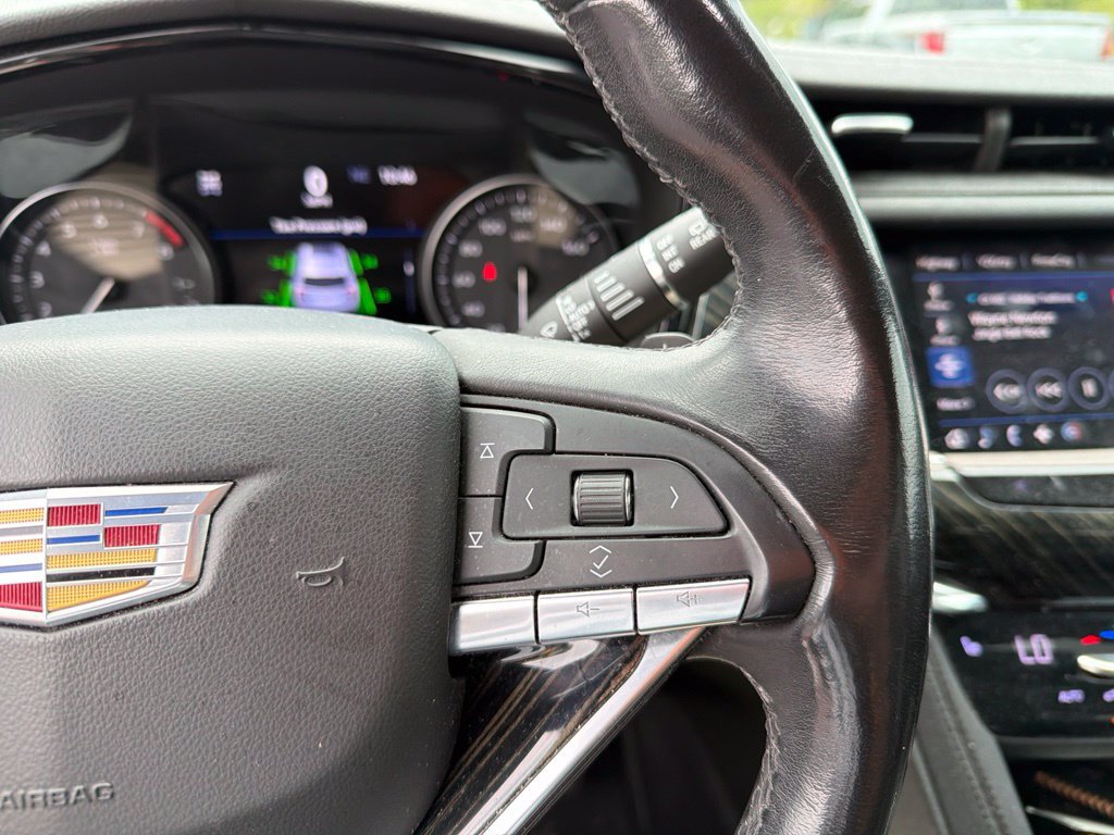 Used 2020 Cadillac XT6 Premium Luxury AWD/4WD image 4
