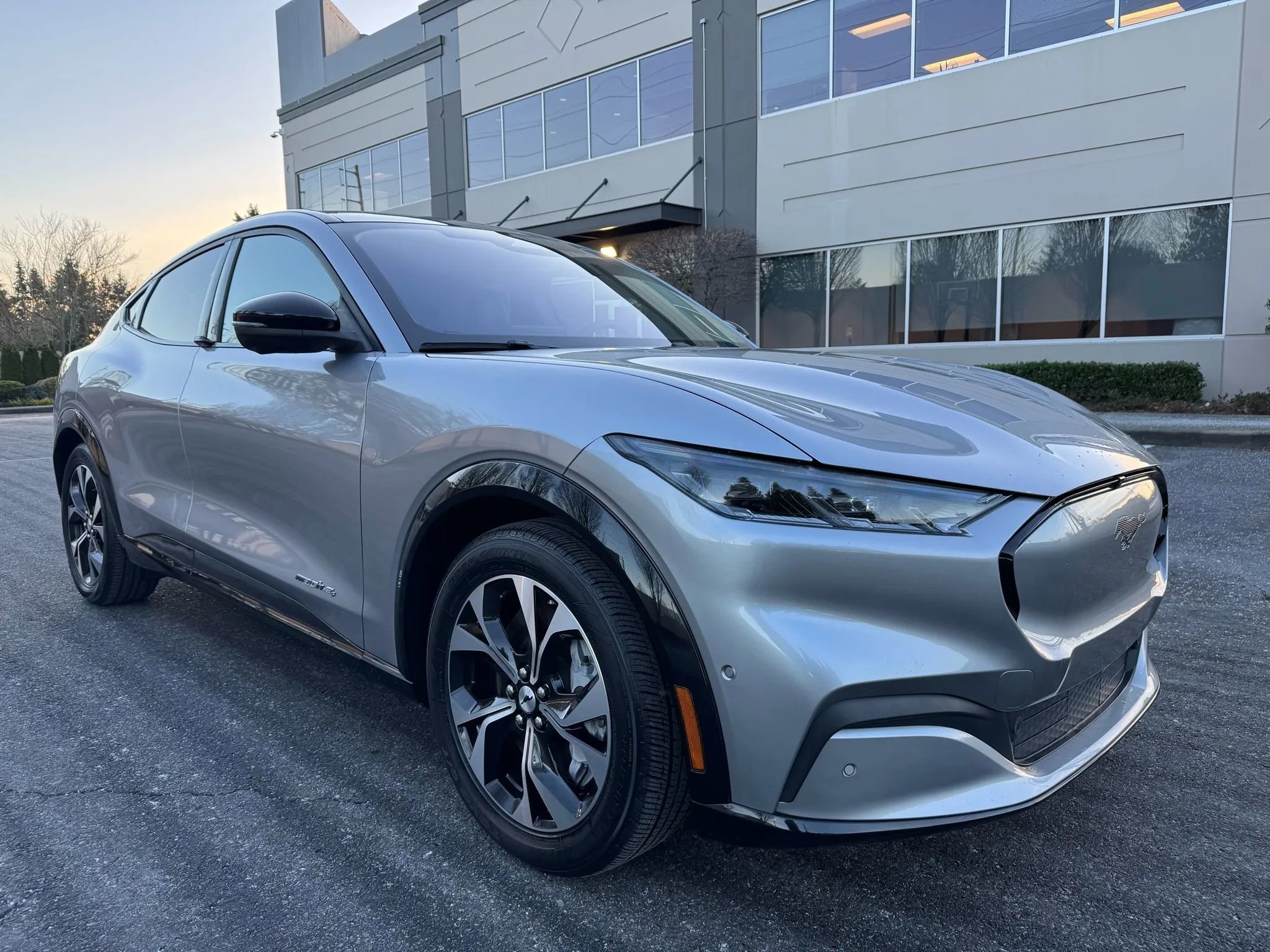 Used 2021 Ford Mustang Mach-E Premium image 2