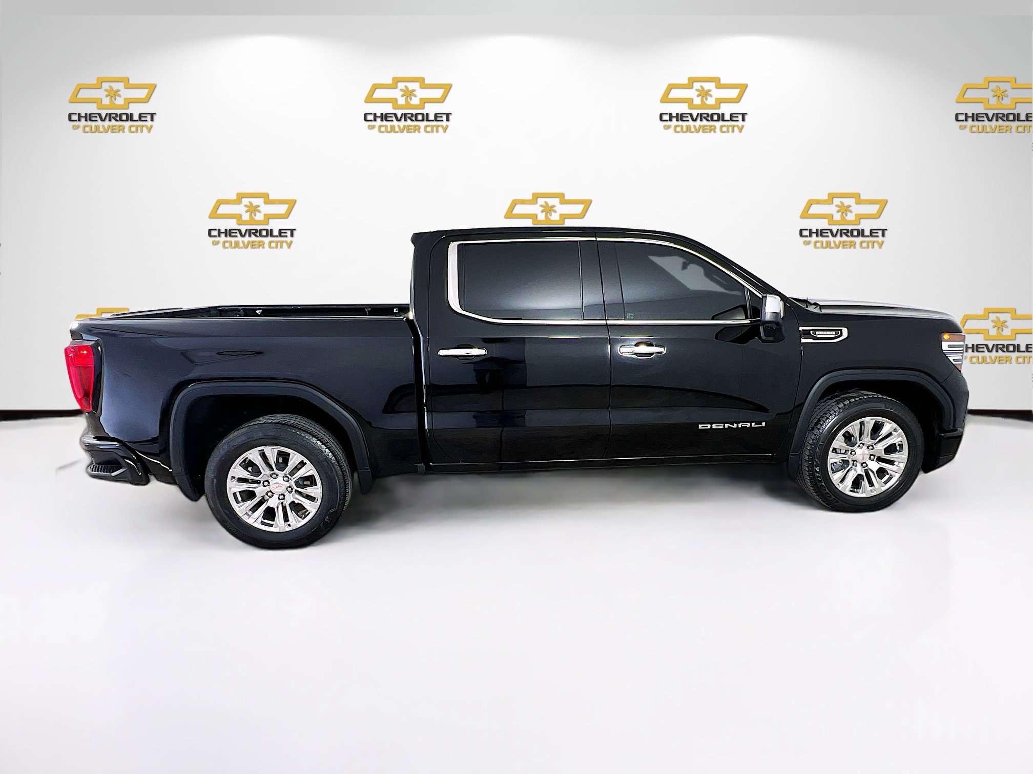 Used 2022 GMC Sierra 1500 Denali w/ Technology Package image 8