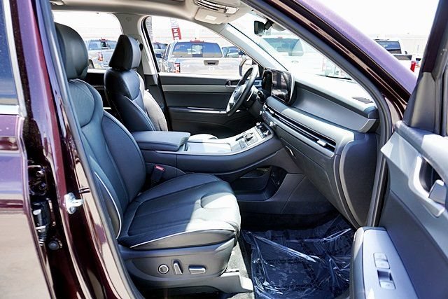 Used 2024 Hyundai Palisade SEL FWD image 17