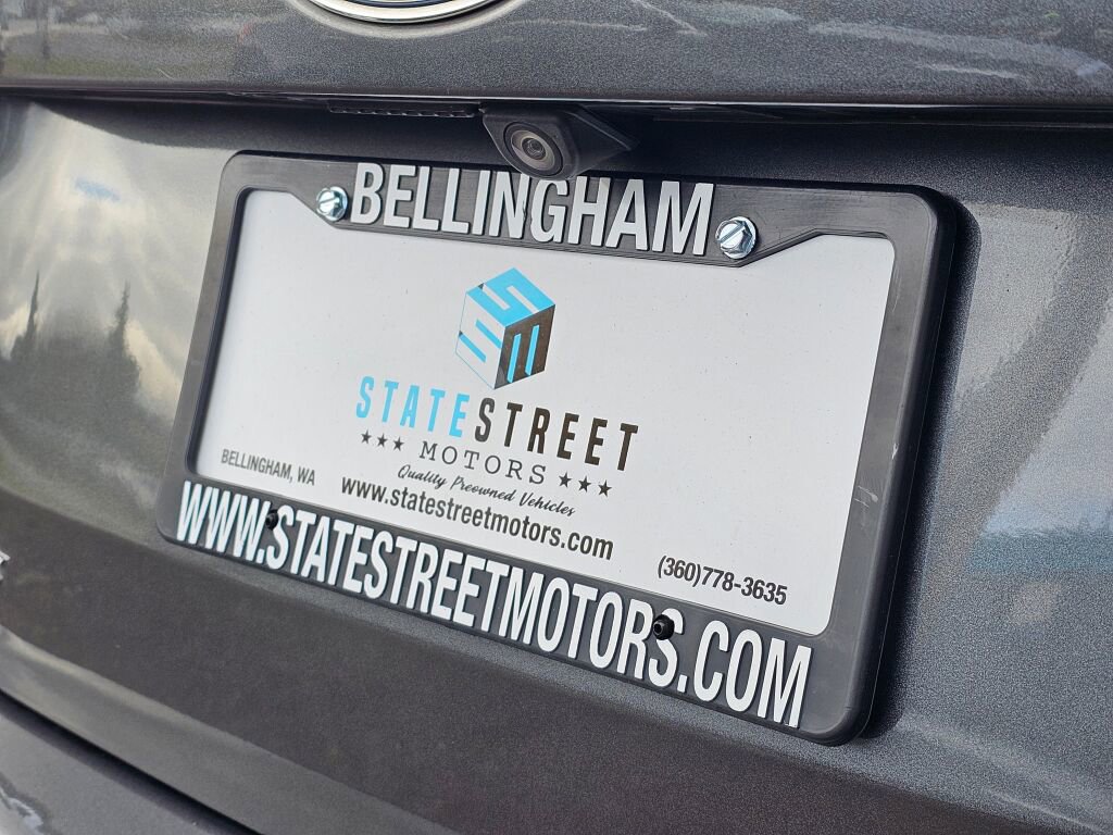 Used 2017 Ford Focus SE w/ SE Sport Package FWD image 13