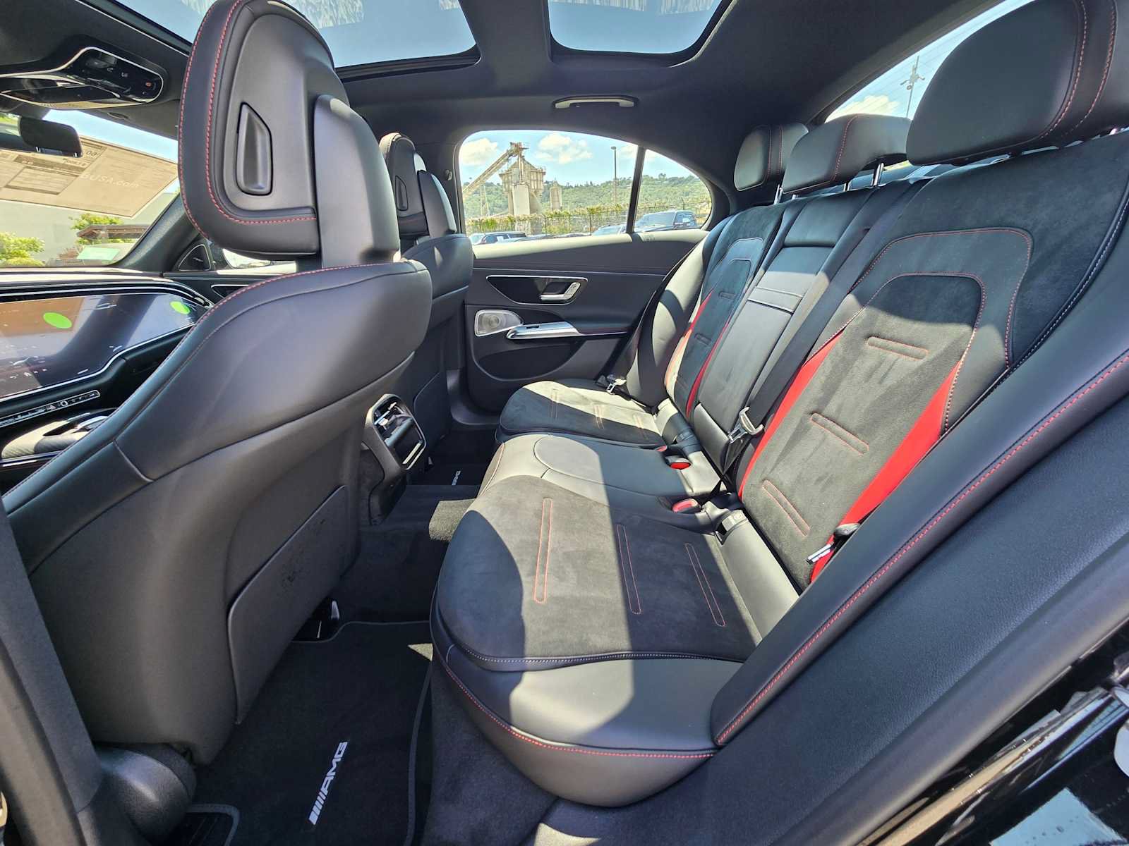 New 2026 Mercedes-Benz E 53 AMG e 4MATIC Sedan image 20