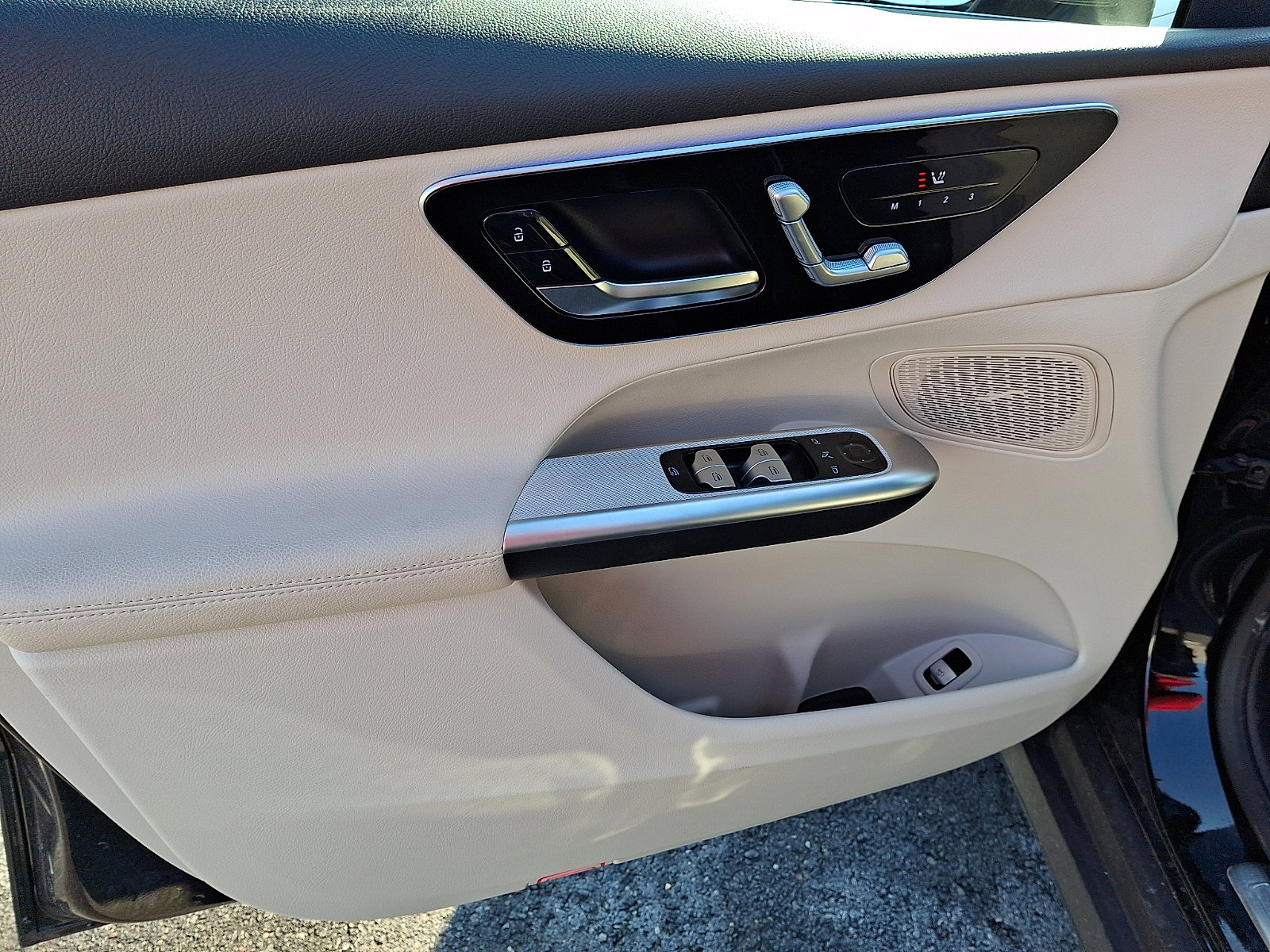 Certified 2026 Mercedes-Benz GLC 300 4MATIC image 12