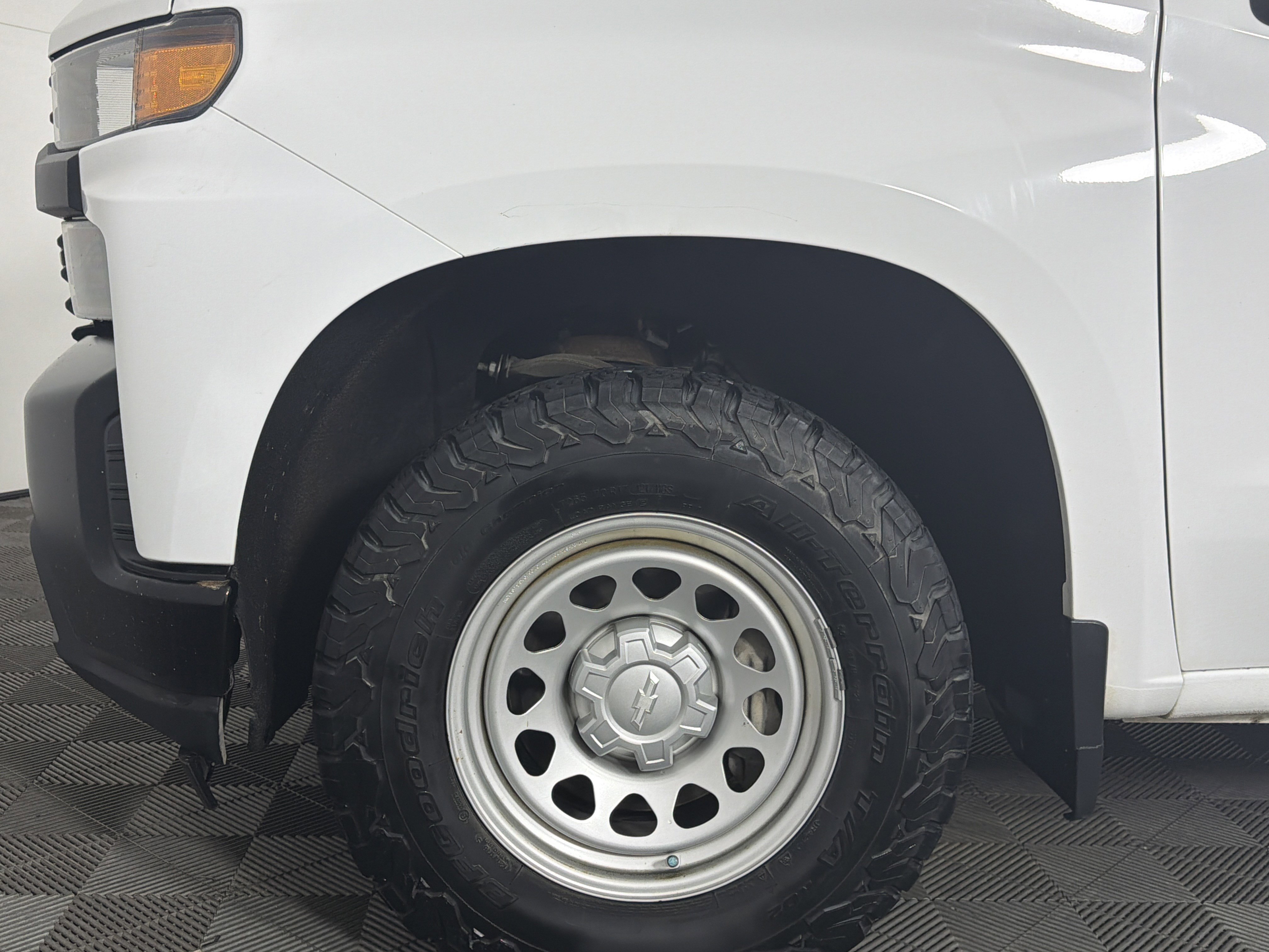 Used 2019 Chevrolet Silverado 1500 W/T w/ WT Convenience Package AWD/4WD image 6