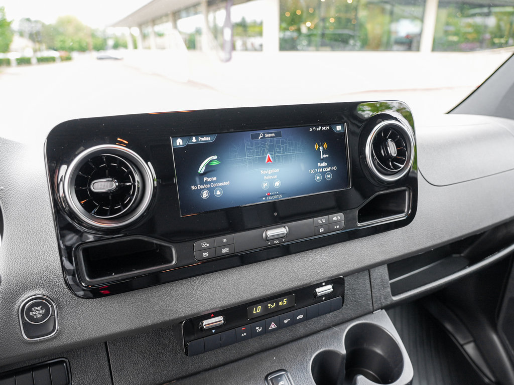 Used 2022 Mercedes-Benz Sprinter 2500 image 17