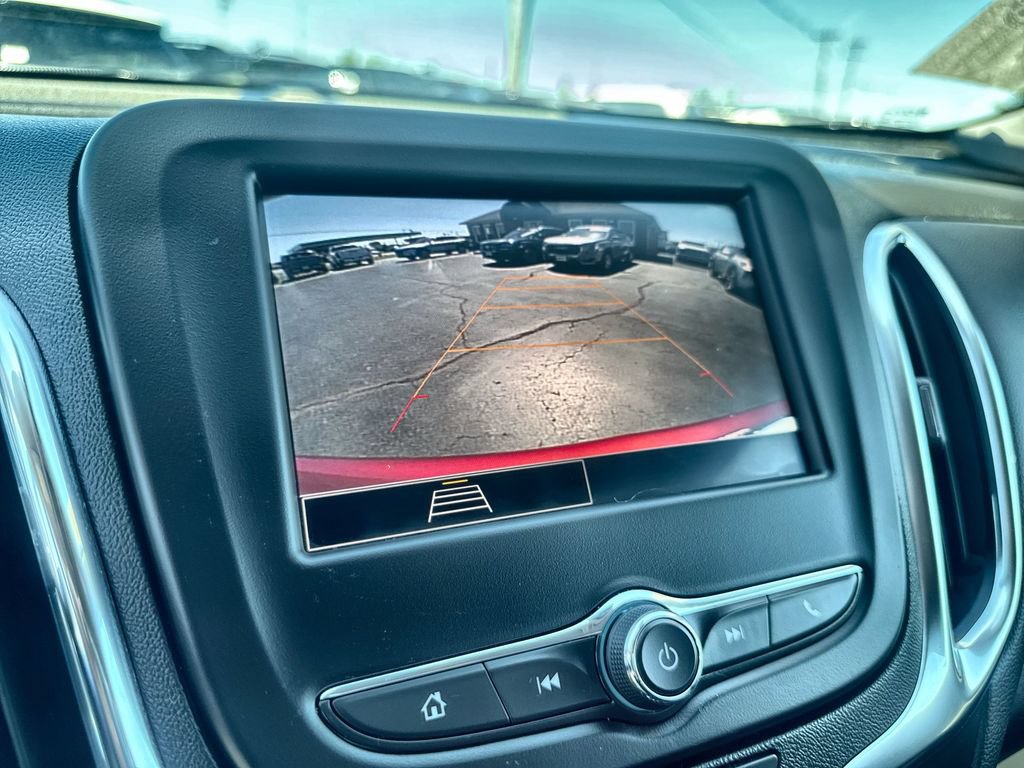 Used 2024 Chevrolet Equinox LT w/ LPO, Floor Liner Package FWD image 17
