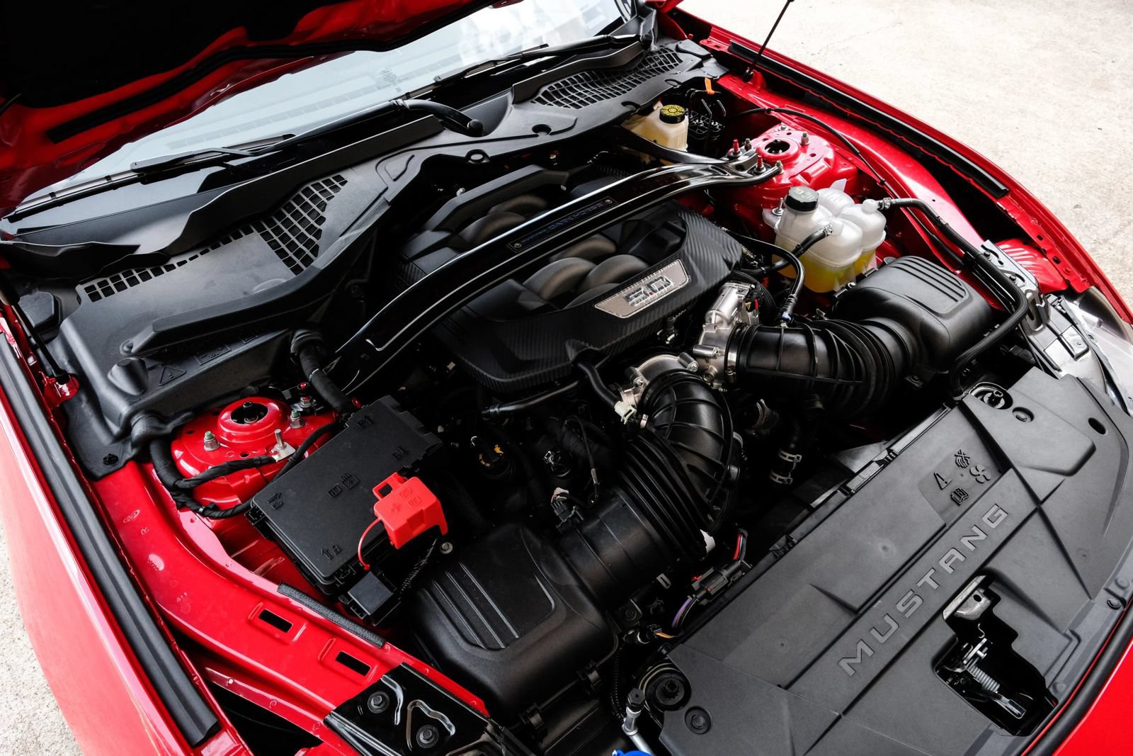 Used 2025 Ford Mustang Dark Horse RWD image 48