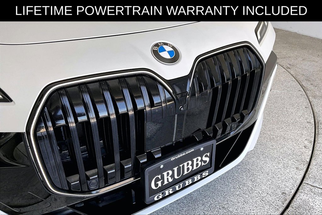 Used 2026 BMW 740i RWD image 36