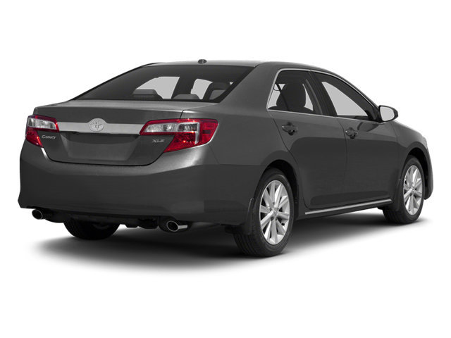 Used 2013 Toyota Camry XLE w/ Leather Pkg image 2