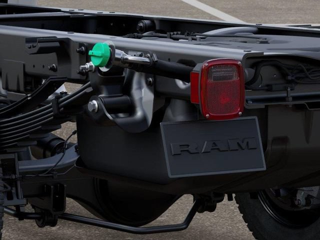 New 2026 RAM 5500 Tradesman AWD/4WD image 9