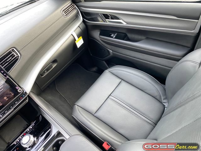 New 2025 Jeep Wagoneer 4X4 w/ Premium Group I image 18