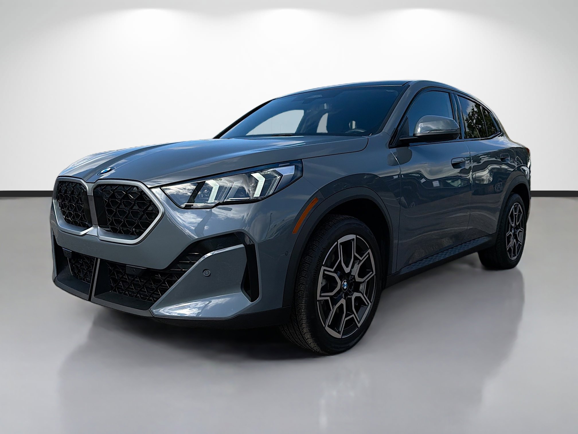 Used 2026 BMW X2 xDrive28i image 7