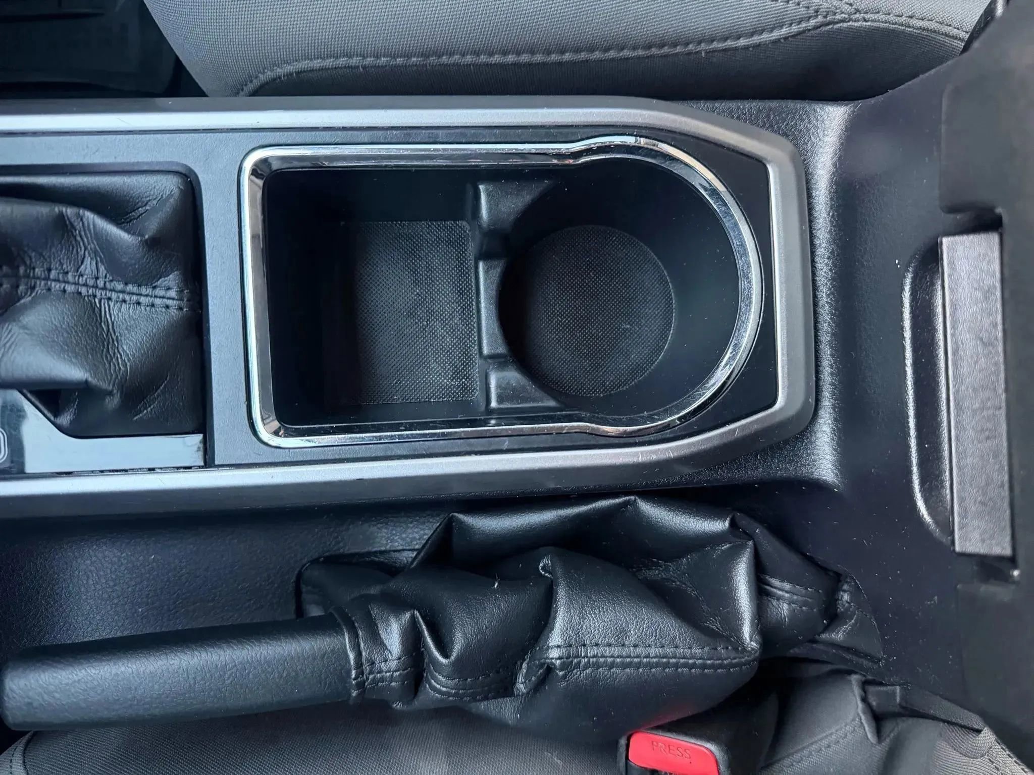 Used 2017 Toyota Tacoma SR5 w/ Tow Package image 30