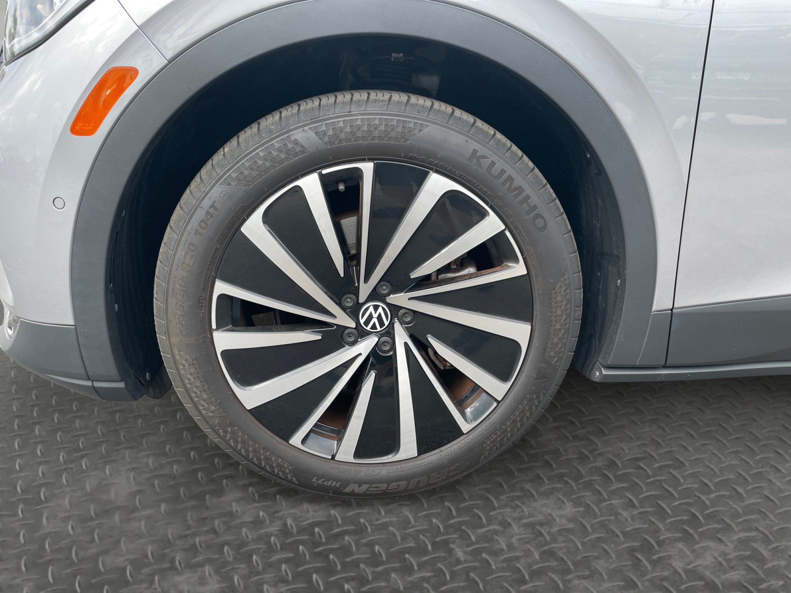 Used 2024 Volkswagen ID.4 S RWD image 16