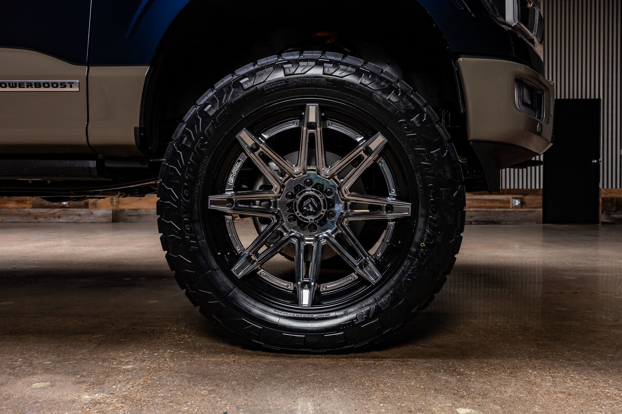 Used 2025 Ford F150 King Ranch w/ FX4 Off-Road Package image 12