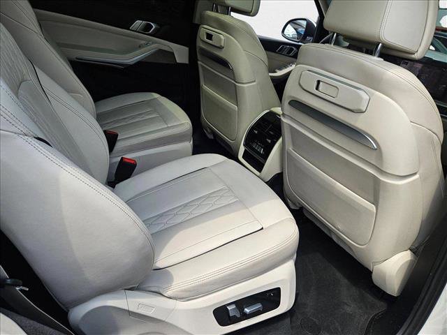 Certified 2023 BMW X7 xDrive40i image 21