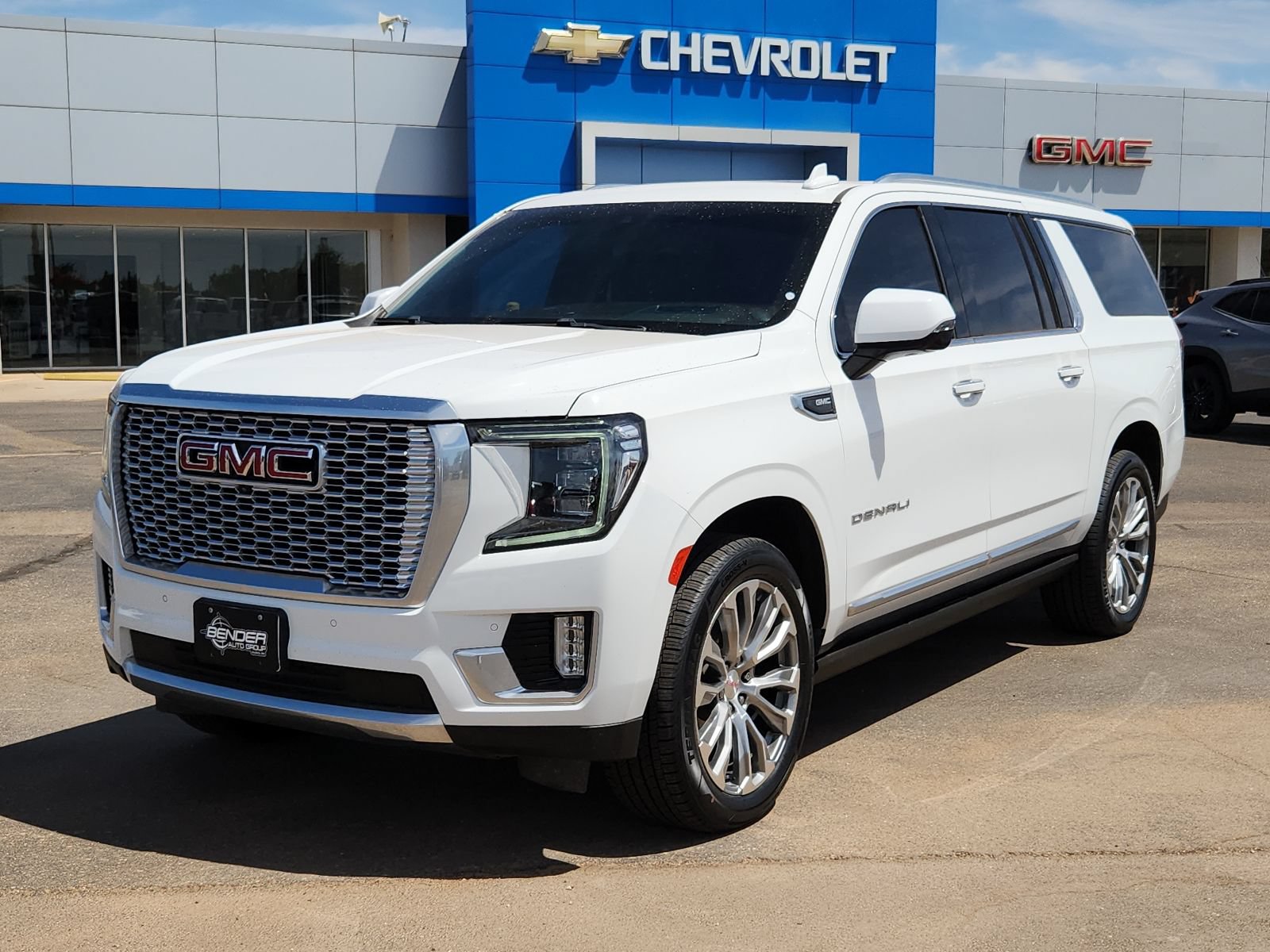 Used 2022 GMC Yukon XL Denali w/ Denali Ultimate Package