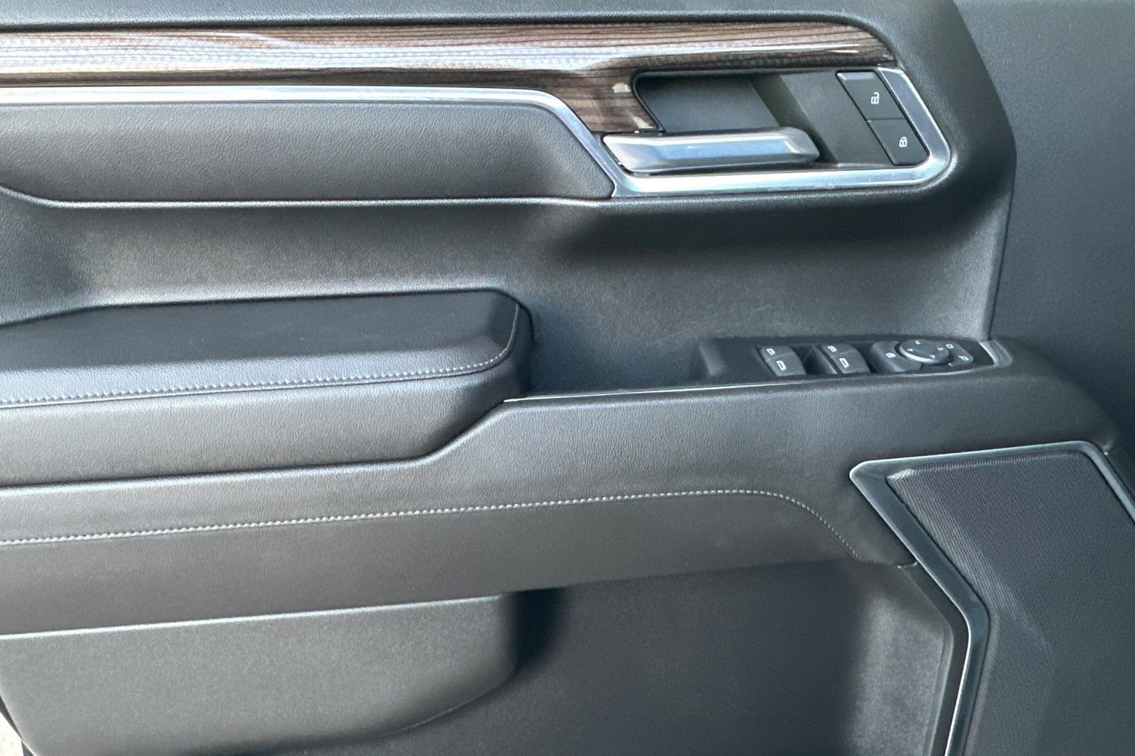 Used 2022 Chevrolet Silverado 1500 RST image 14