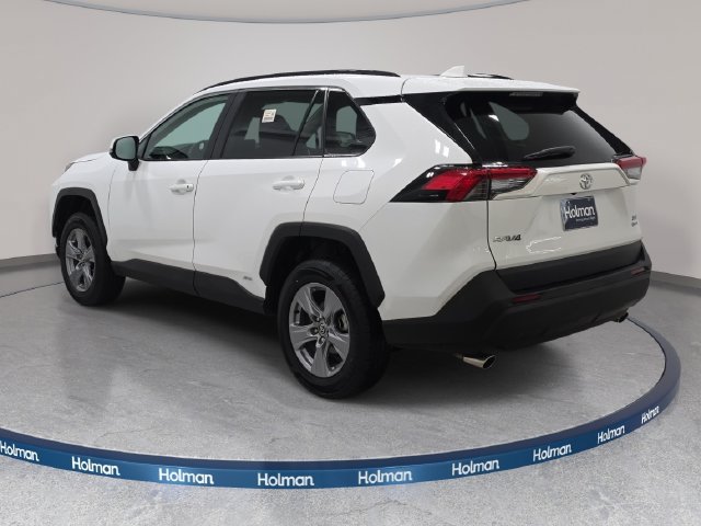 Certified 2025 Toyota RAV4 XLE AWD/4WD image 7