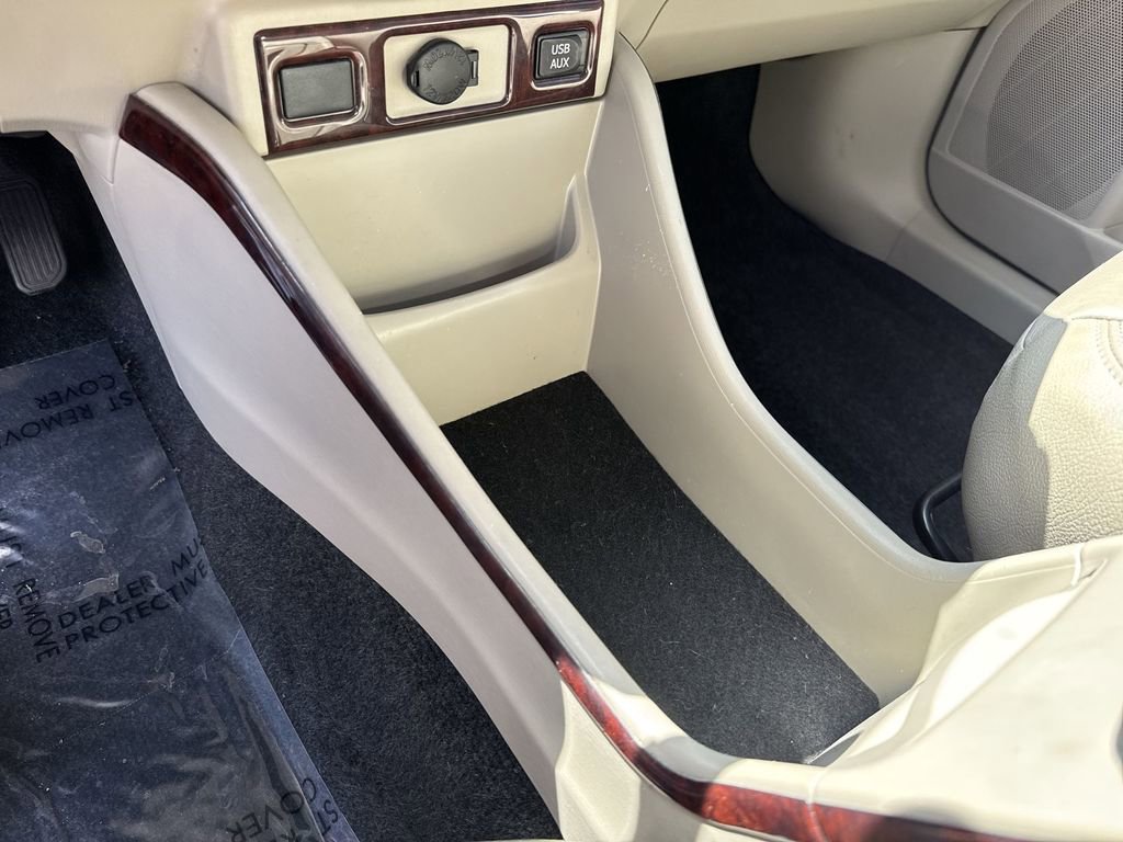 Used 2013 Toyota Prius V Two image 57