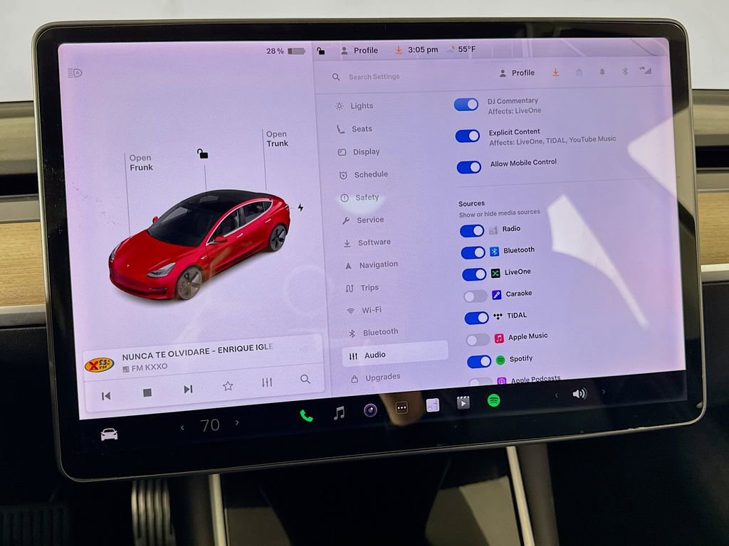 Used 2018 Tesla Model 3 Long Range image 44