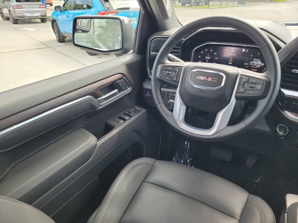 Used 2026 GMC Sierra 1500 SLT AWD/4WD image 21