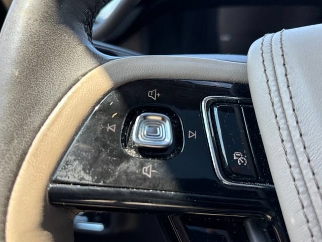 Used 2021 Lincoln Aviator Reserve w/ Equipment Group 201A AWD/4WD image 19