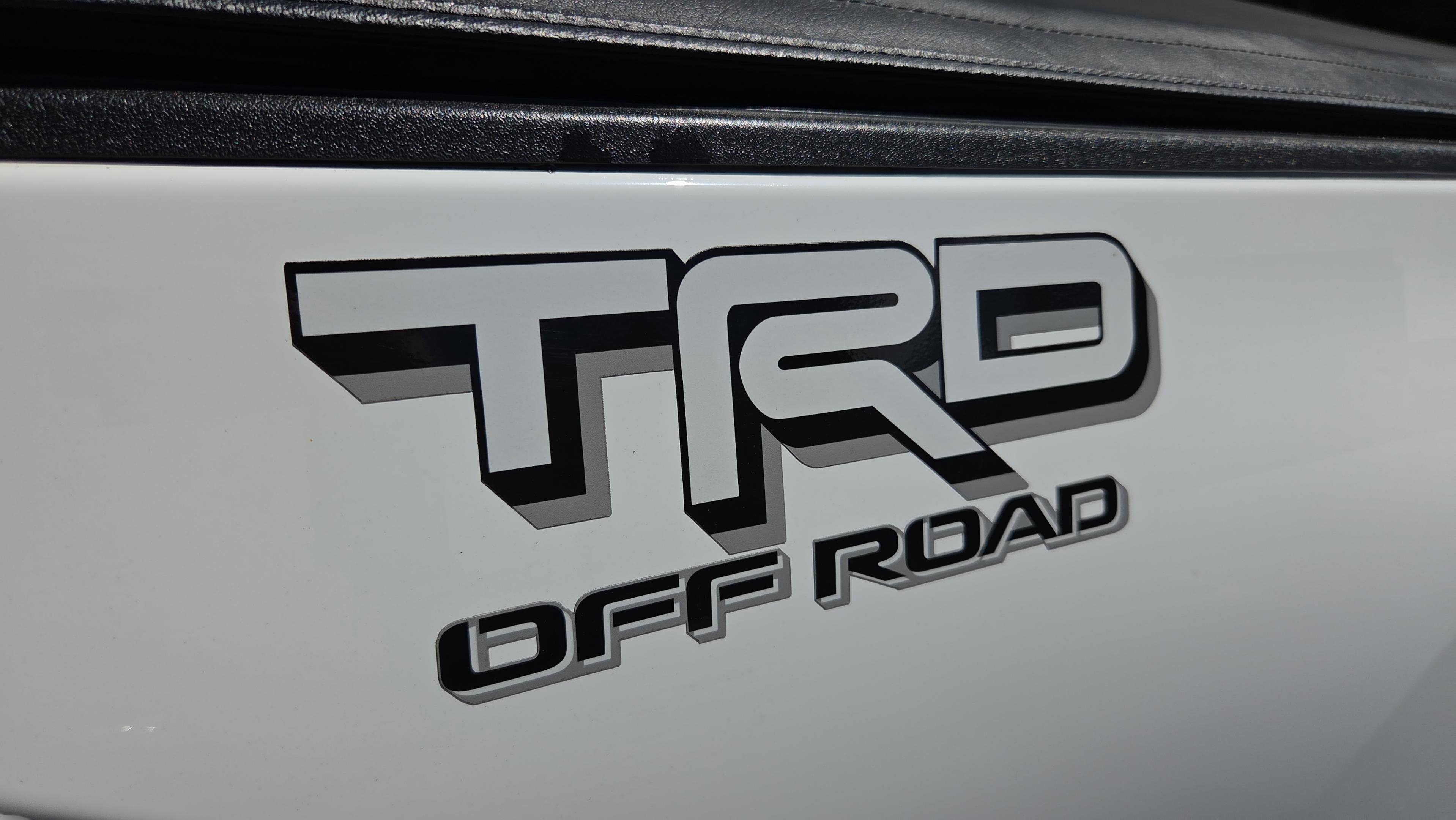 Used 2020 Toyota Tacoma TRD Off-Road image 17