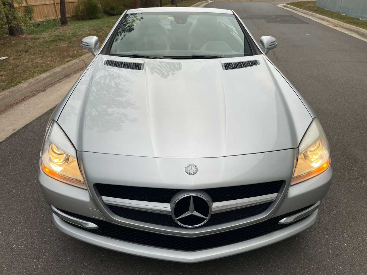 Used 2013 Mercedes-Benz SLK 250 image 12