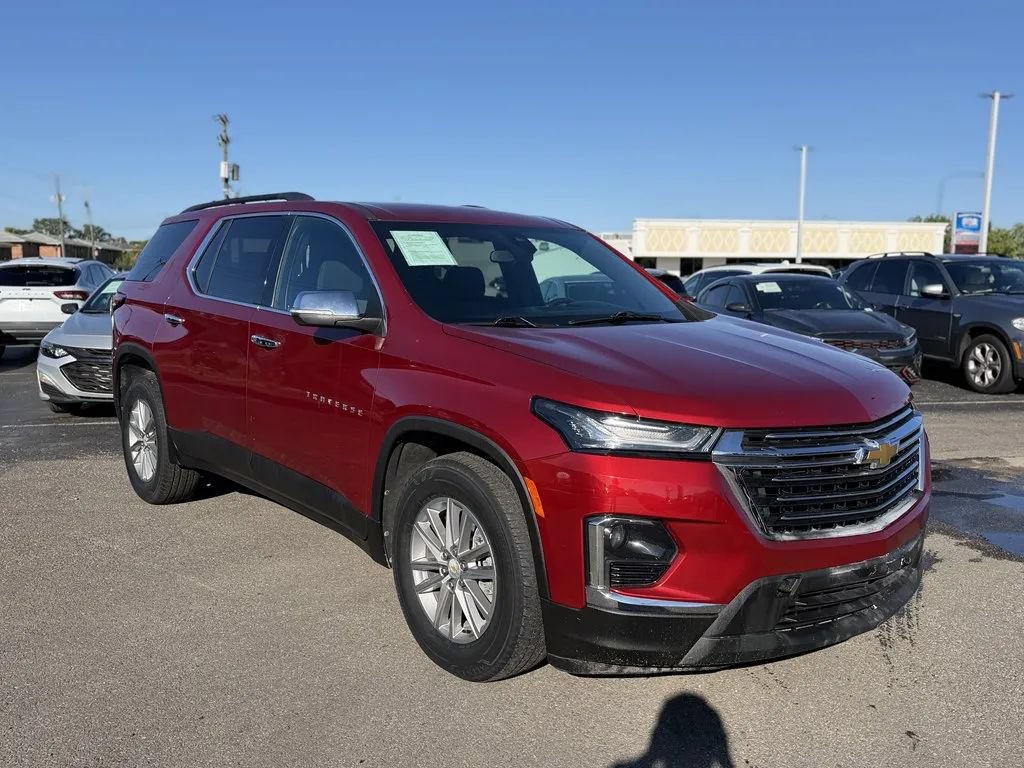 Used 2022 Chevrolet Traverse LT AWD/4WD image 3