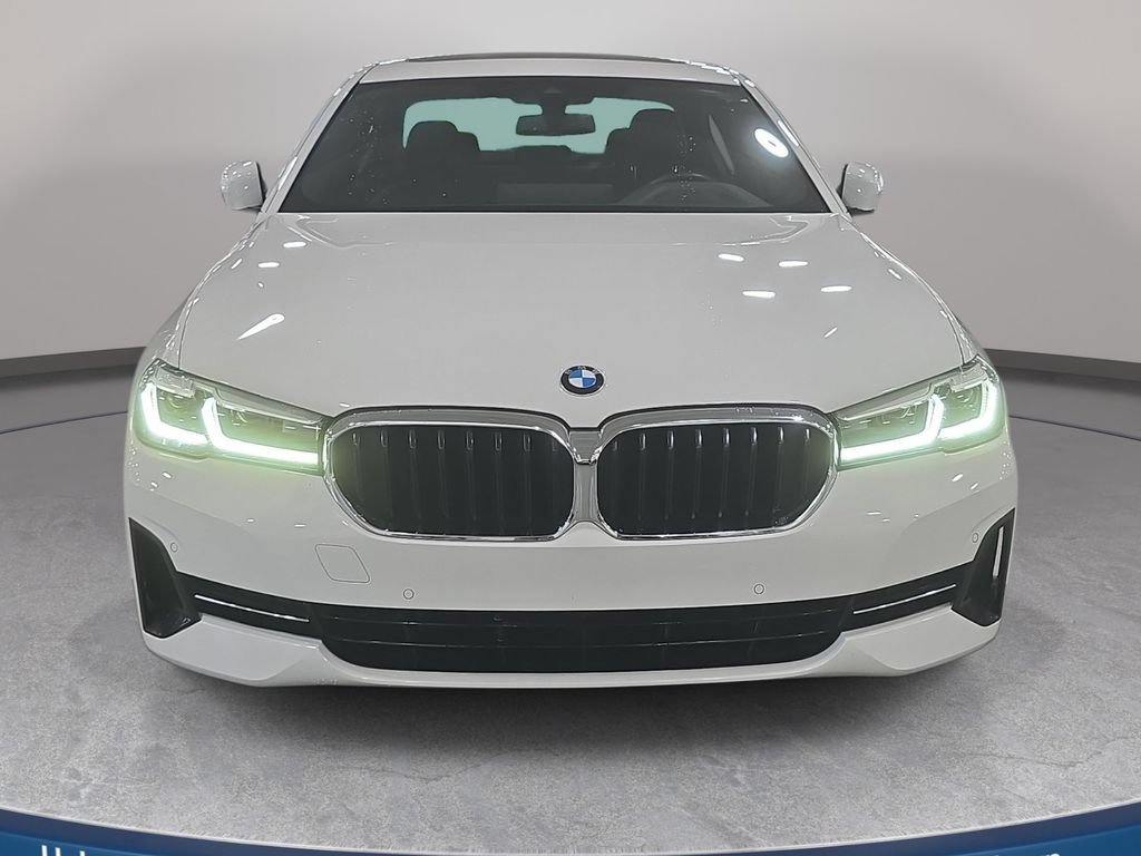 Certified 2023 BMW 530i xDrive w/ Premium Package AWD/4WD image 2