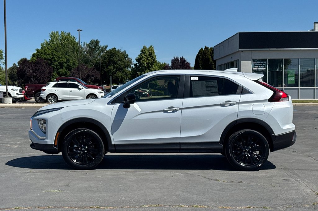 New 2026 Mitsubishi Eclipse Cross LE AWD/4WD image 10